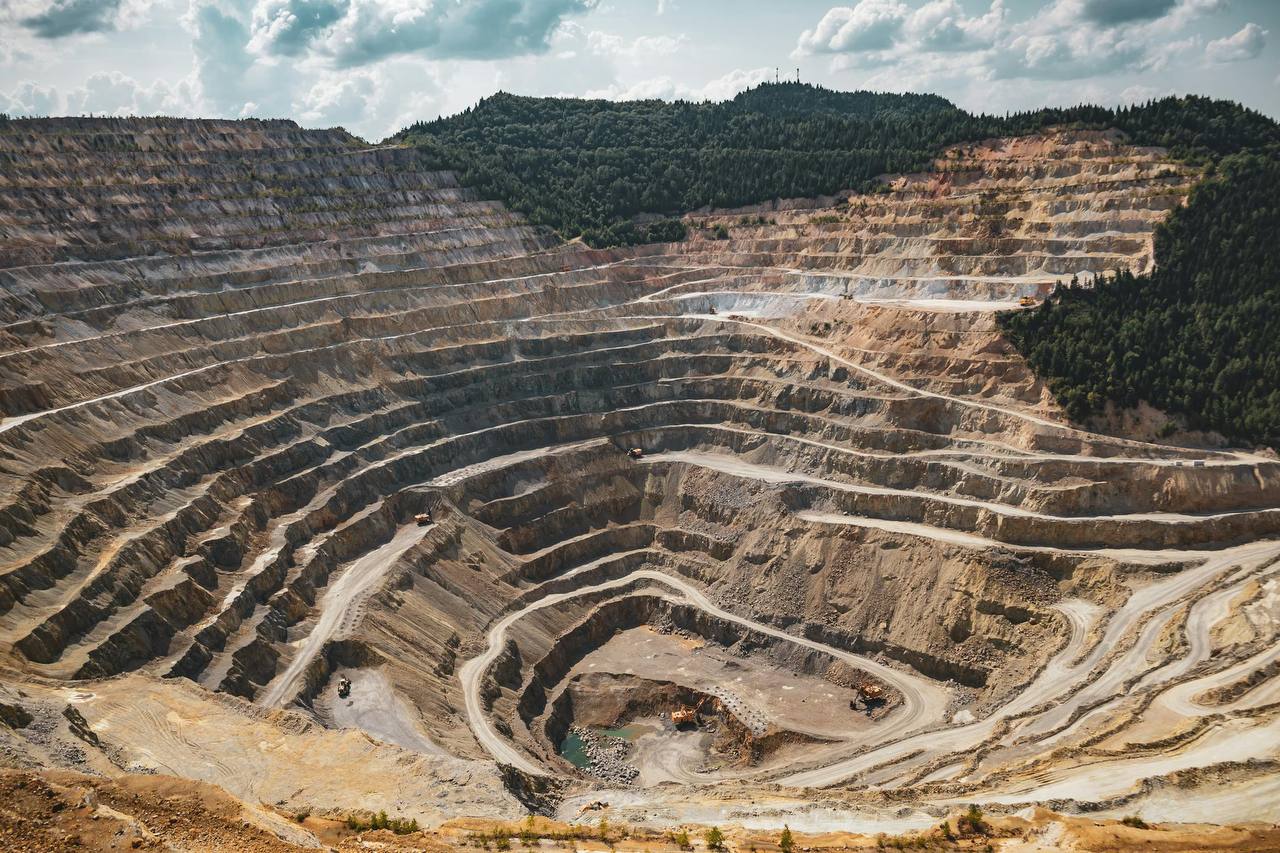 Mines & Resources
